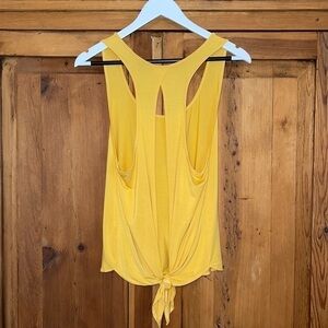 ICYZONE VISCOSE Mustard Yellow Tie Back Lightweight Drapey Tank Sz. L